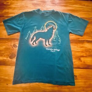 Vintage Eagle Brand Green T Shirt Eureka Springs Arkansas Howling Wolf‎ USA Med